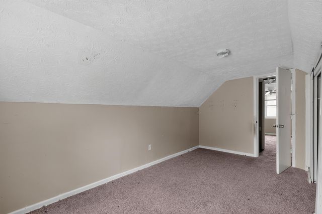 584 S Ashburton Road, Columbus, OH 43213