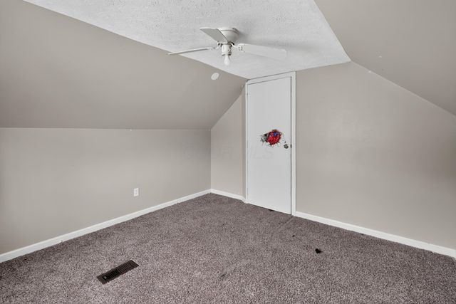 584 S Ashburton Road, Columbus, OH 43213