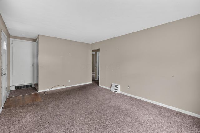 584 S Ashburton Road, Columbus, OH 43213
