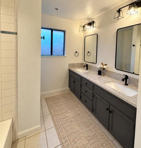 605 E Pintail Circle, Fresno, CA 93730