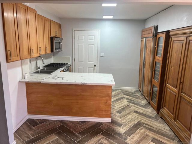 6161 Horton Dr., La Mesa, CA 91942