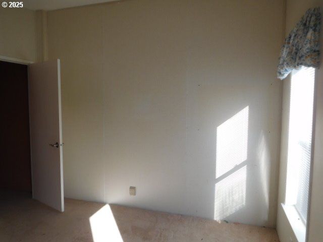 724 N 4th St, Athena, OR 97813