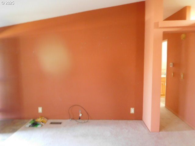 724 N 4th St, Athena, OR 97813