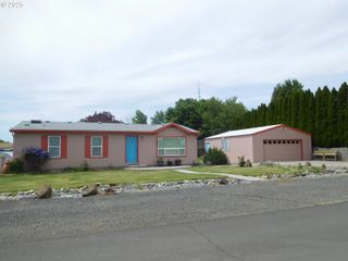 724 N 4th St, Athena, OR 97813