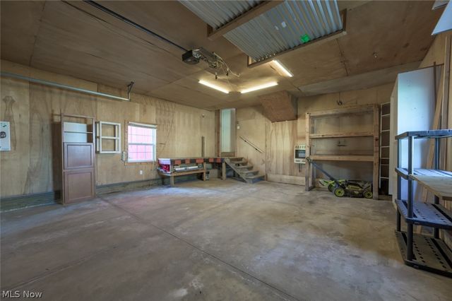 204 S Prospect Avenue, Hartville, OH 44632