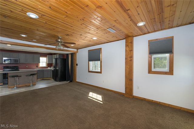 204 S Prospect Avenue, Hartville, OH 44632
