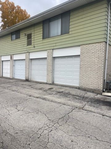 10445 Austin Avenue C, Oak Lawn, IL 60453