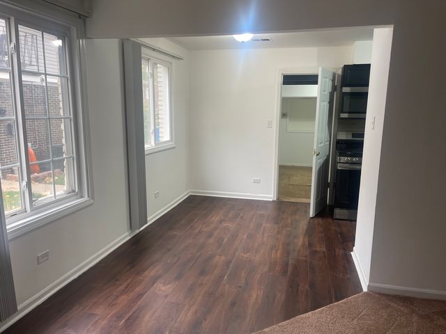 10445 Austin Avenue C, Oak Lawn, IL 60453