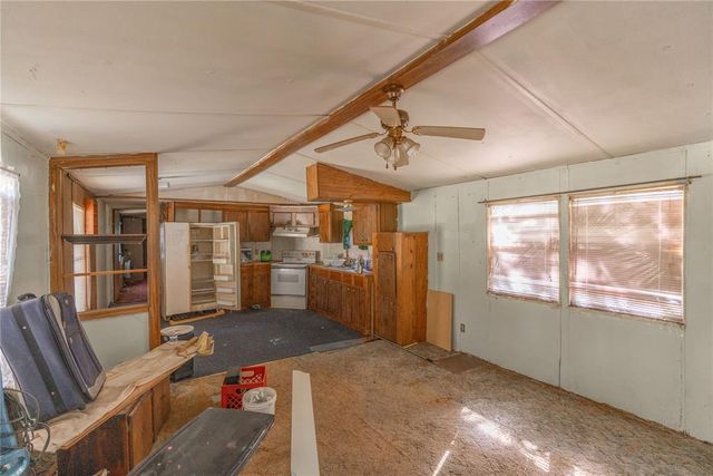 29967 Bryton Place, Tecumseh, OK 74873