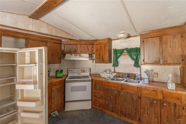 29967 Bryton Place, Tecumseh, OK 74873