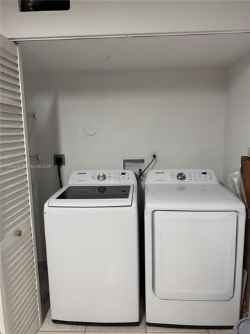 7045 NW 173rd Dr 311, Hialeah, FL 33015