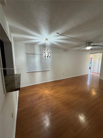 7045 NW 173rd Dr 311, Hialeah, FL 33015