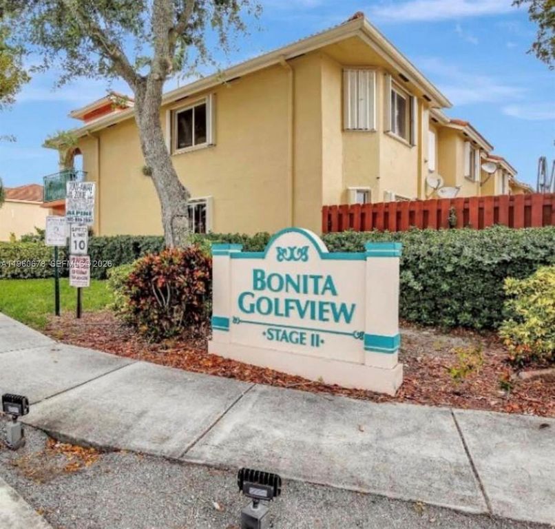 7045 NW 173rd Dr 311, Hialeah, FL 33015