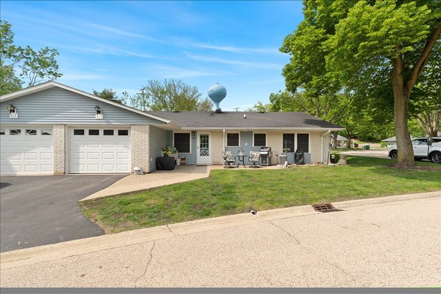 7115 Lexington Lane 169, Fox Lake, IL 60020