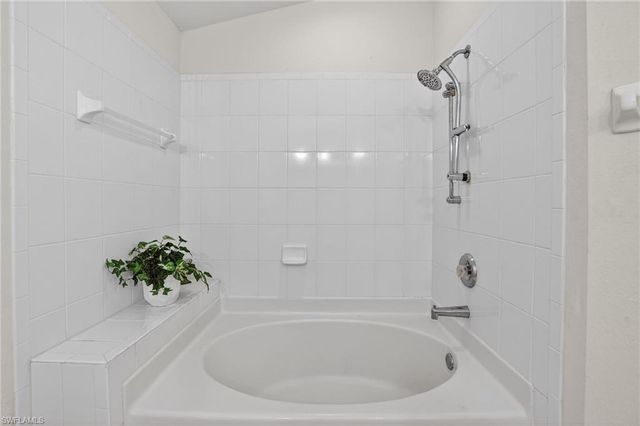 3920 10th ST N, Naples, FL 34103