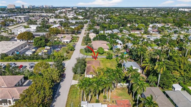 3920 10th ST N, Naples, FL 34103