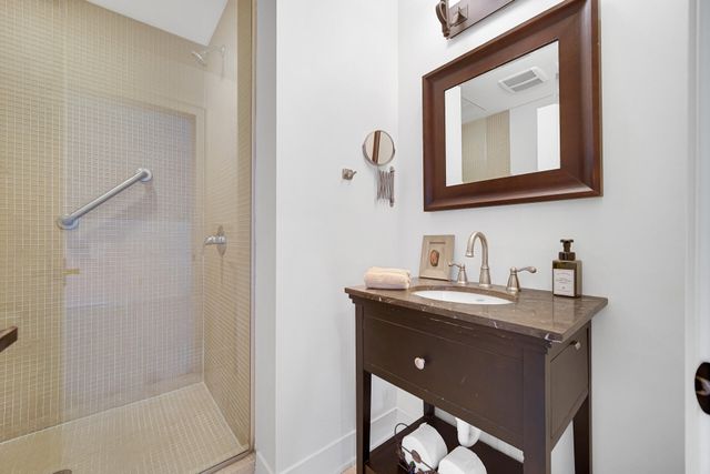 12 Ridge Drive, Dune Acres, IN 46304