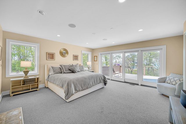 12 Ridge Drive, Dune Acres, IN 46304