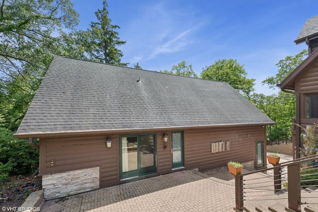 12 Ridge Drive, Dune Acres, IN 46304
