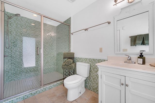 12 Ridge Drive, Dune Acres, IN 46304