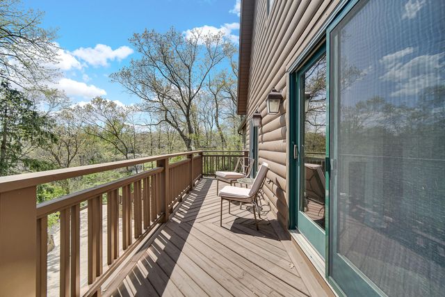 12 Ridge Drive, Dune Acres, IN 46304
