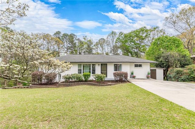 2396 Elmwood Circle SE, Smyrna, GA 30339