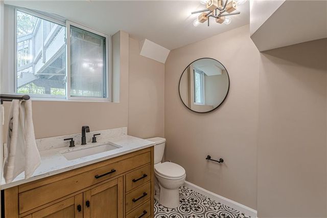 2396 Elmwood Circle SE, Smyrna, GA 30339