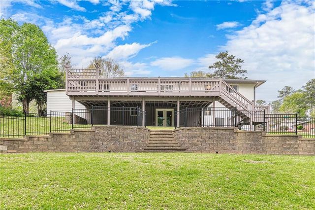 2396 Elmwood Circle SE, Smyrna, GA 30339