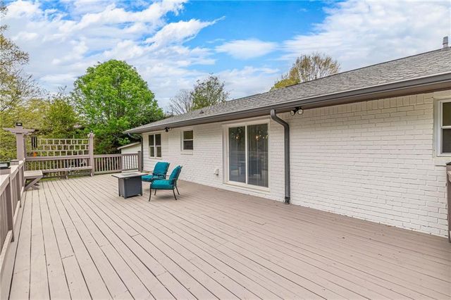 2396 Elmwood Circle SE, Smyrna, GA 30339