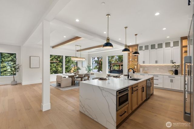 1626 172nd Avenue NE, Bellevue, WA 98008