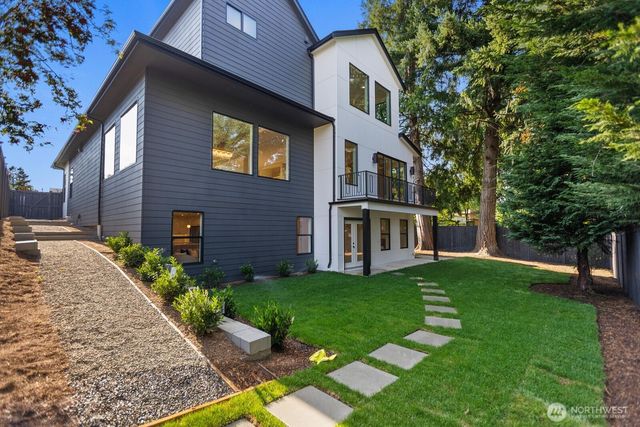 1626 172nd Avenue NE, Bellevue, WA 98008