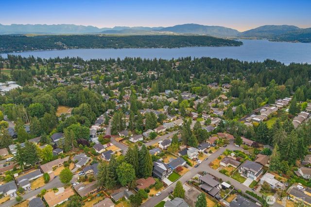 1626 172nd Avenue NE, Bellevue, WA 98008