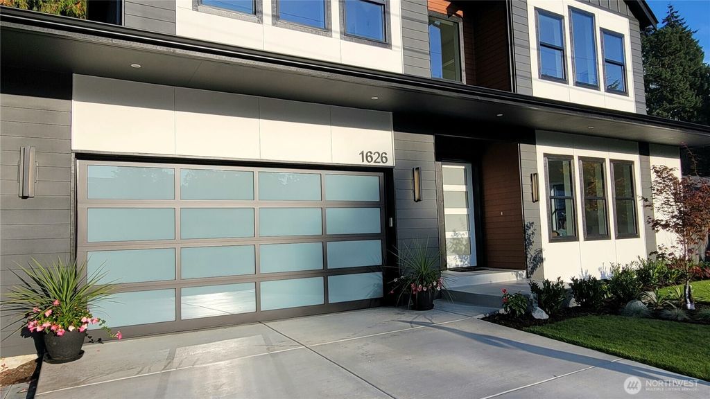 1626 172nd Avenue NE, Bellevue, WA 98008