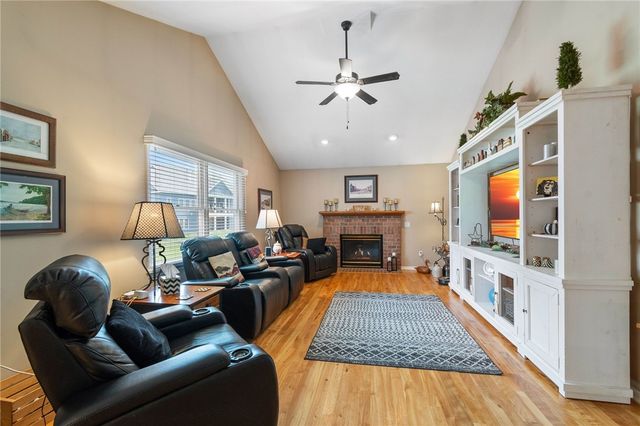 237 Pickering Street, Canandaigua City, NY 14424