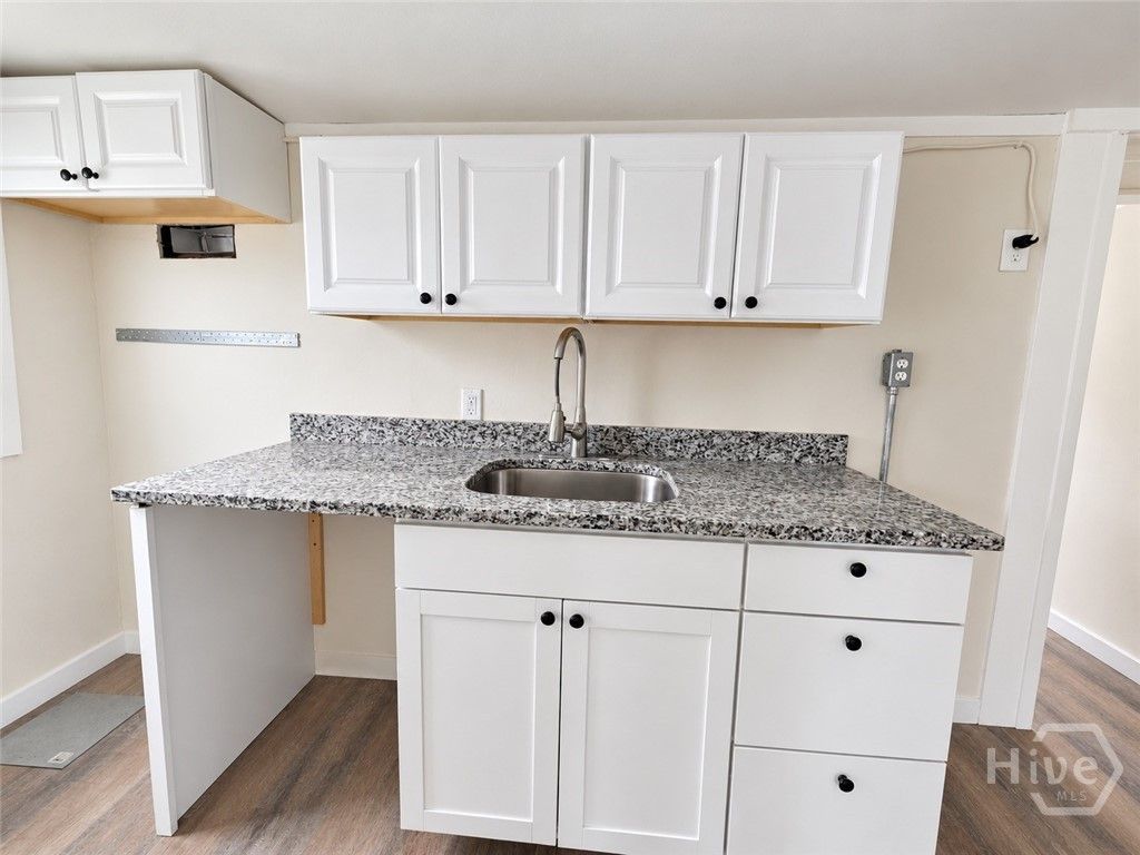 Image 22 of property listing at 1712 Ogeechee Road, Savannah, GA 31415
