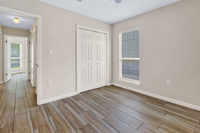 1056 Emerald Lane, Fort Walton Beach, FL 32547