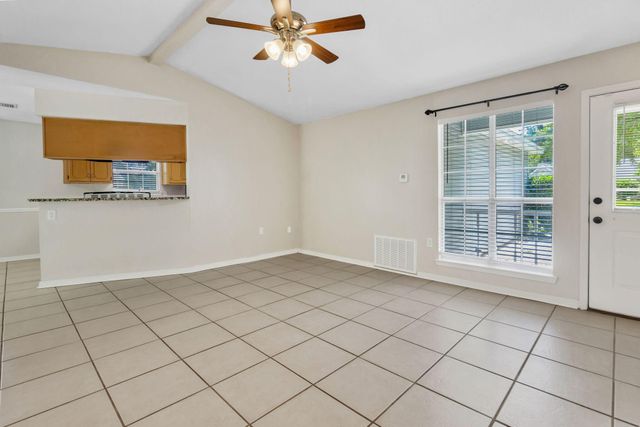 1056 Emerald Lane, Fort Walton Beach, FL 32547