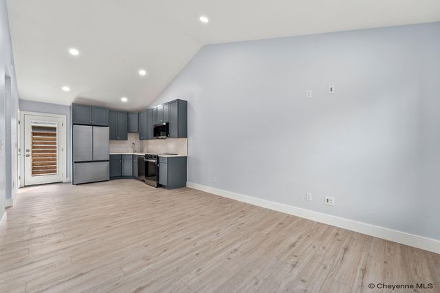 427 SNYDER AVE, Cheyenne, WY 82007