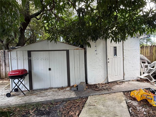16415 NW 22nd Ave, Miami Gardens, FL 33054