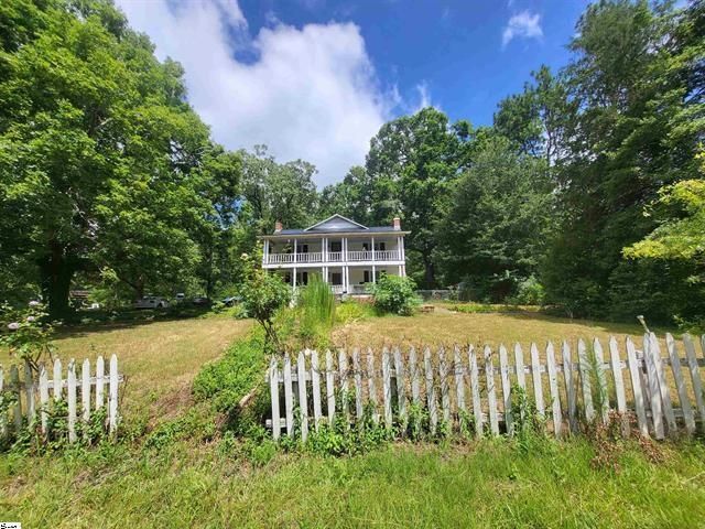 1212 Pleasant Hill Road, Landrum, SC 29356