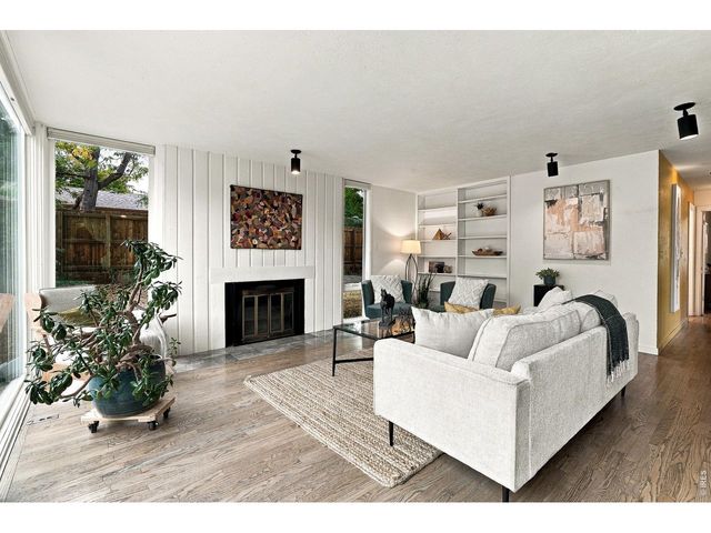 3575 19th St, Boulder, CO 80304