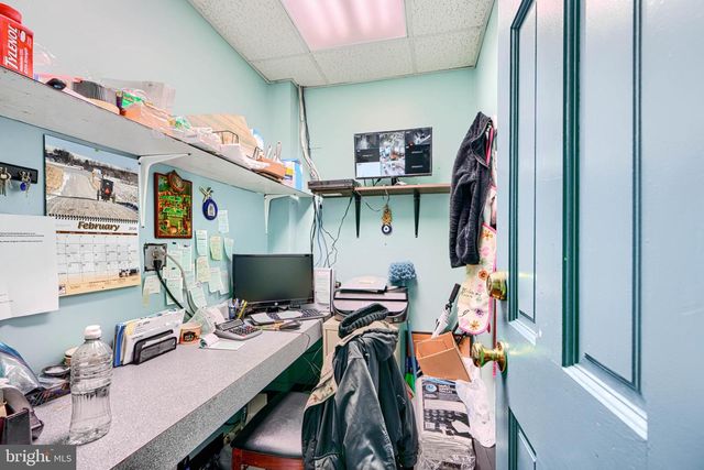 410 W REDWOOD ST, Baltimore, MD 21201