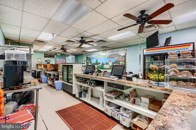 410 W REDWOOD ST, Baltimore, MD 21201