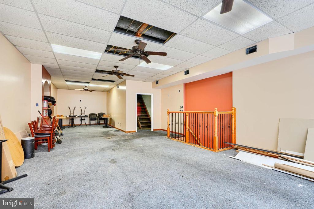 Image 34 of property listing at 410 W REDWOOD ST, Baltimore, MD 21201
