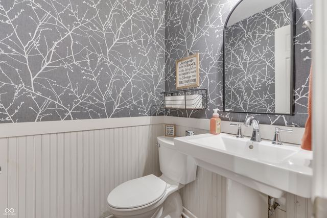 5151 W Stones Crossing Road, Greenwood, IN 46143