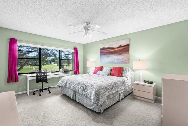 3 Stratford Drive E B, Boynton Beach, FL 33436