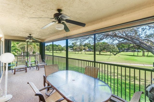 3 Stratford Drive E B, Boynton Beach, FL 33436