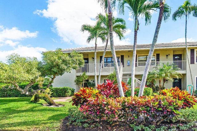 3 Stratford Drive E B, Boynton Beach, FL 33436