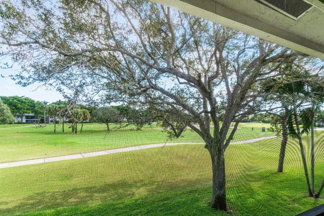 3 Stratford Drive E B, Boynton Beach, FL 33436