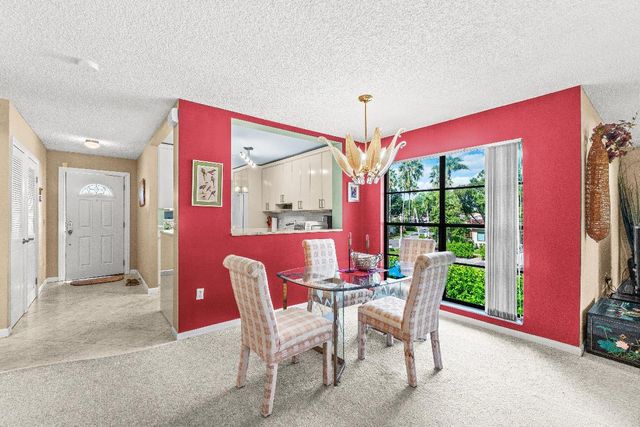 3 Stratford Drive E B, Boynton Beach, FL 33436
